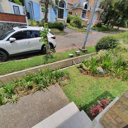 Kota Bunga VILLA PANDA Cinengangirang Bagian luar foto